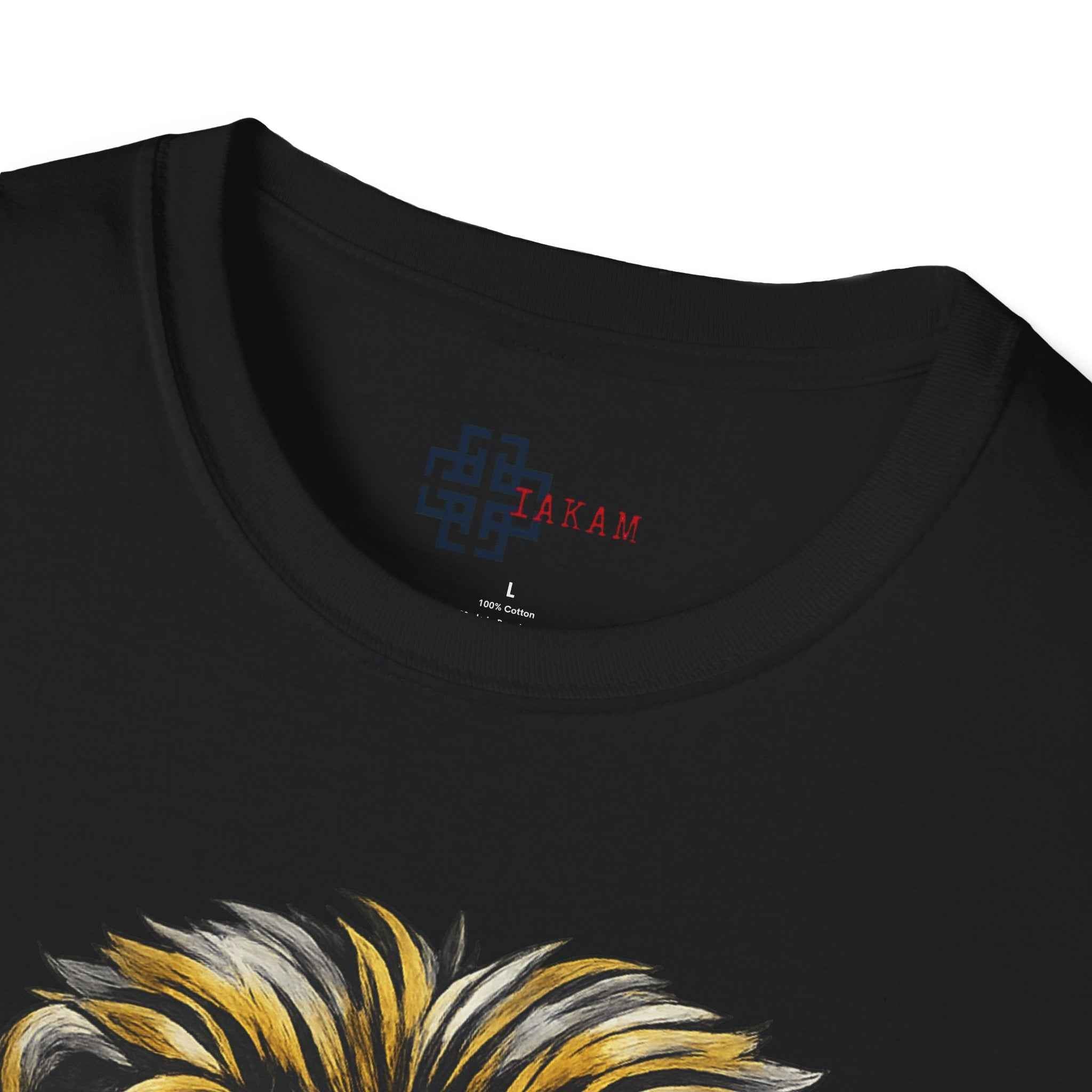 Lionheart Graphic T-Shirt - Striking Lion Head Art Design
