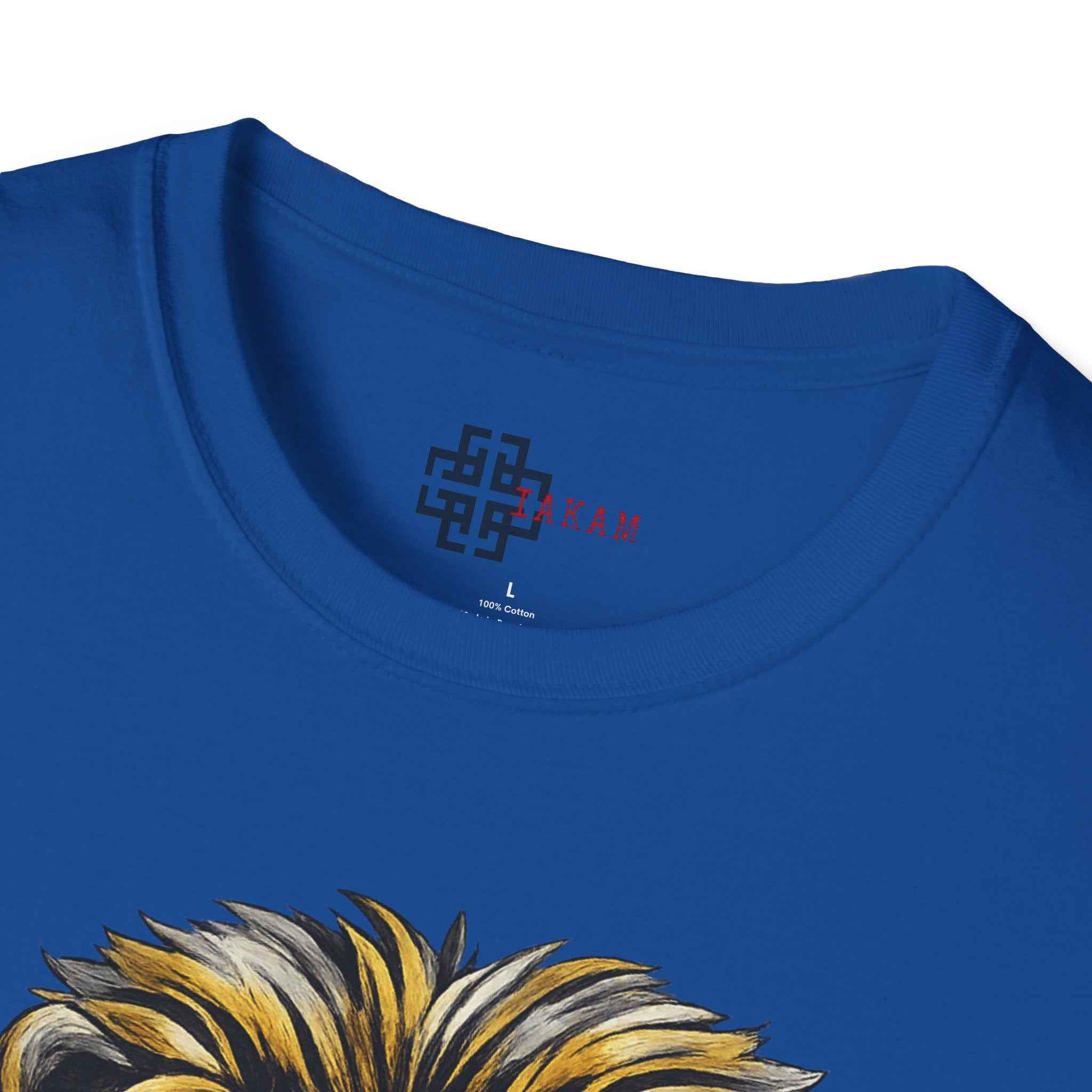 Lionheart Graphic T-Shirt - Striking Lion Head Art Design