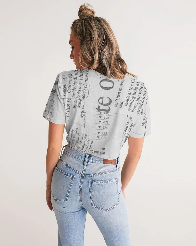 Vintage White Women's Twist-Front Cropped Tee - IAKAM