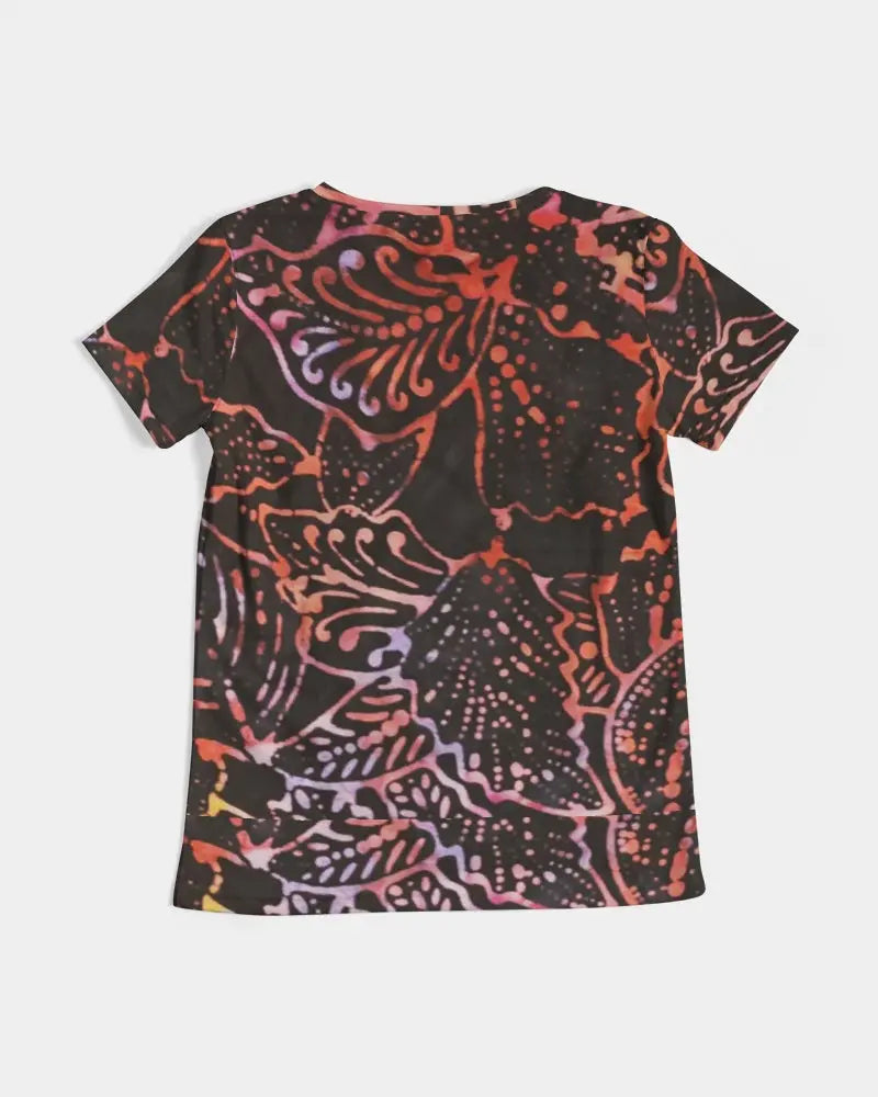 Poteak Women's V-Neck Tee - IAKAM