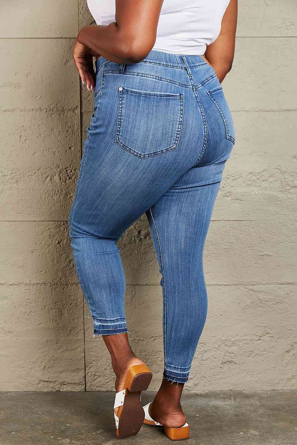 Judy Blue Janavie Full Size High Waisted Pull On Skinny Jeans - IAKAM