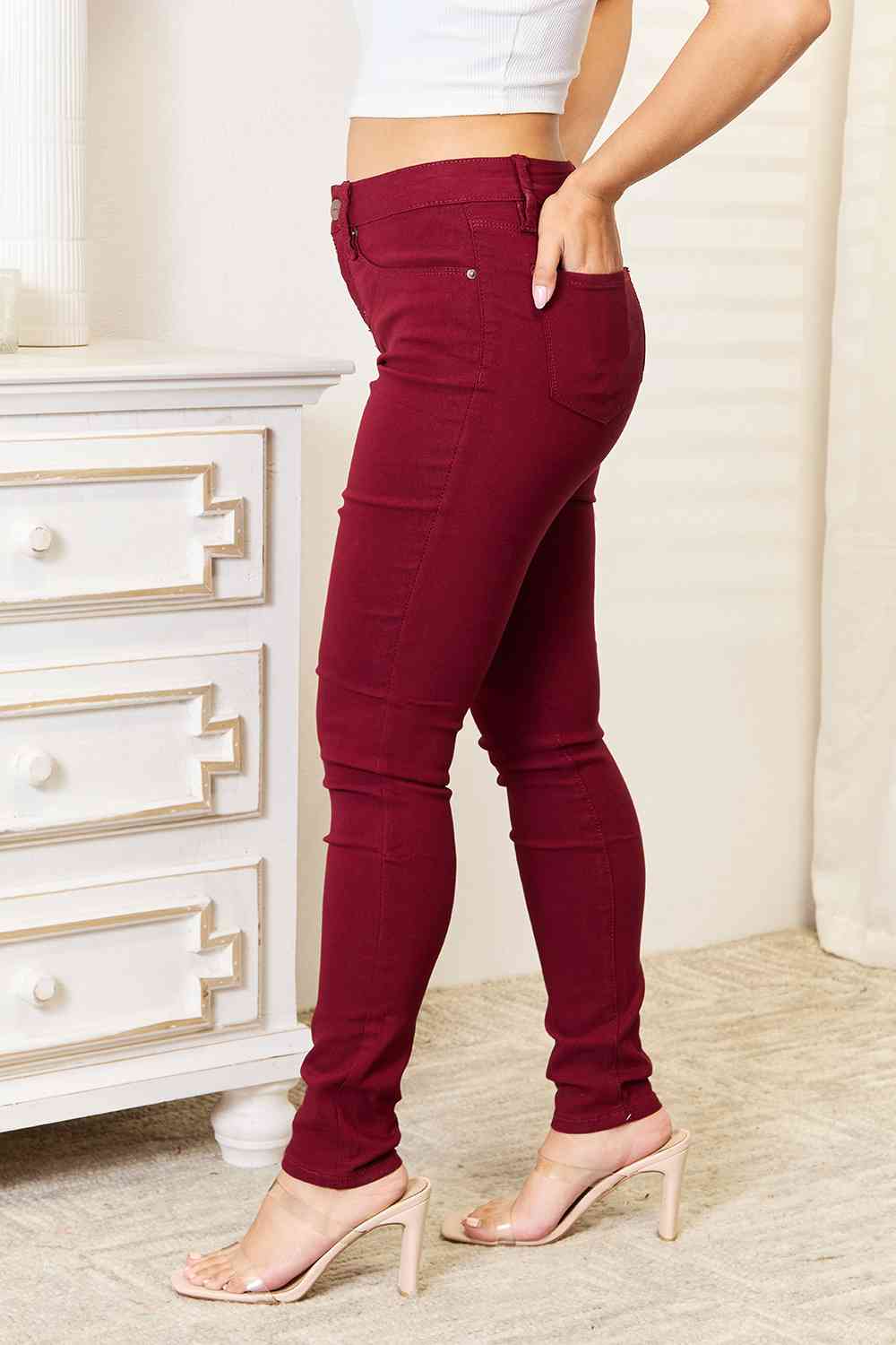 YMI Jeanswear Skinny Jeans with Pockets - IAKAM