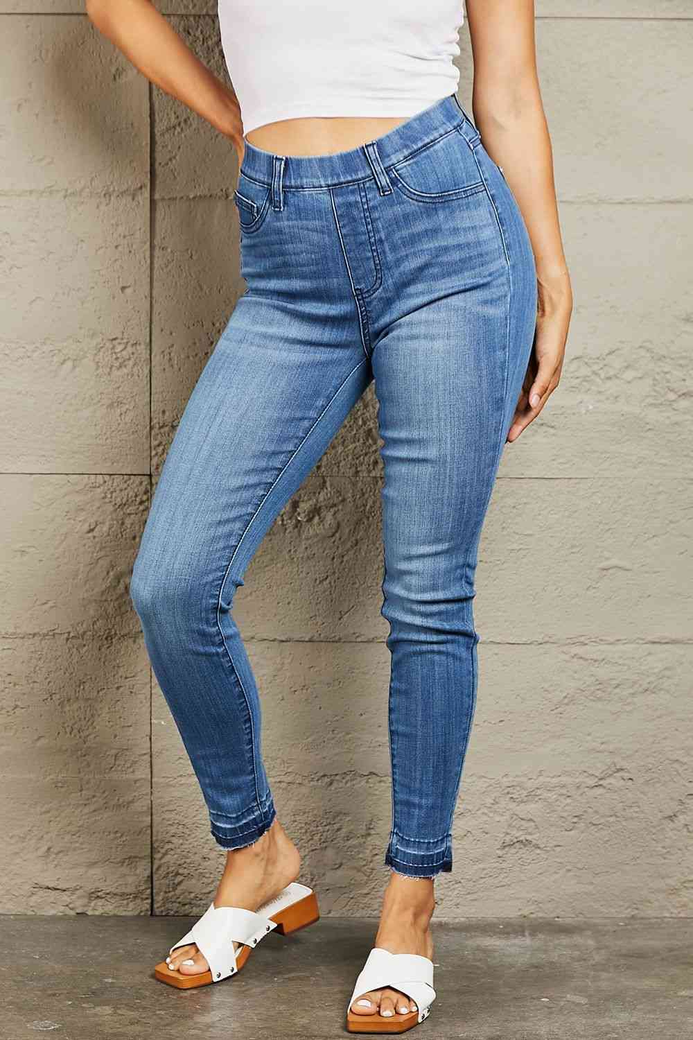 Judy Blue Janavie Full Size High Waisted Pull On Skinny Jeans - IAKAM