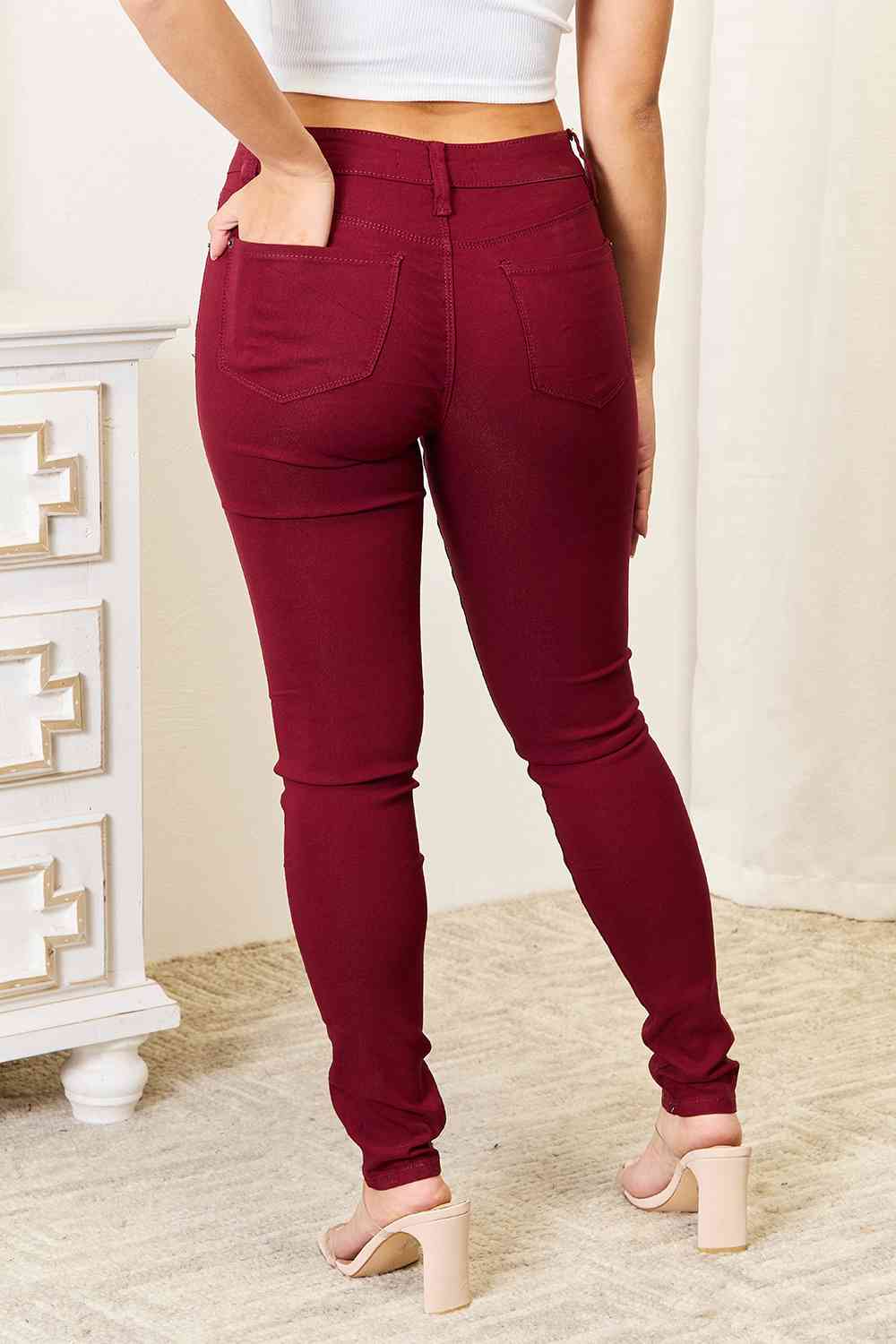 YMI Jeanswear Skinny Jeans with Pockets - IAKAM